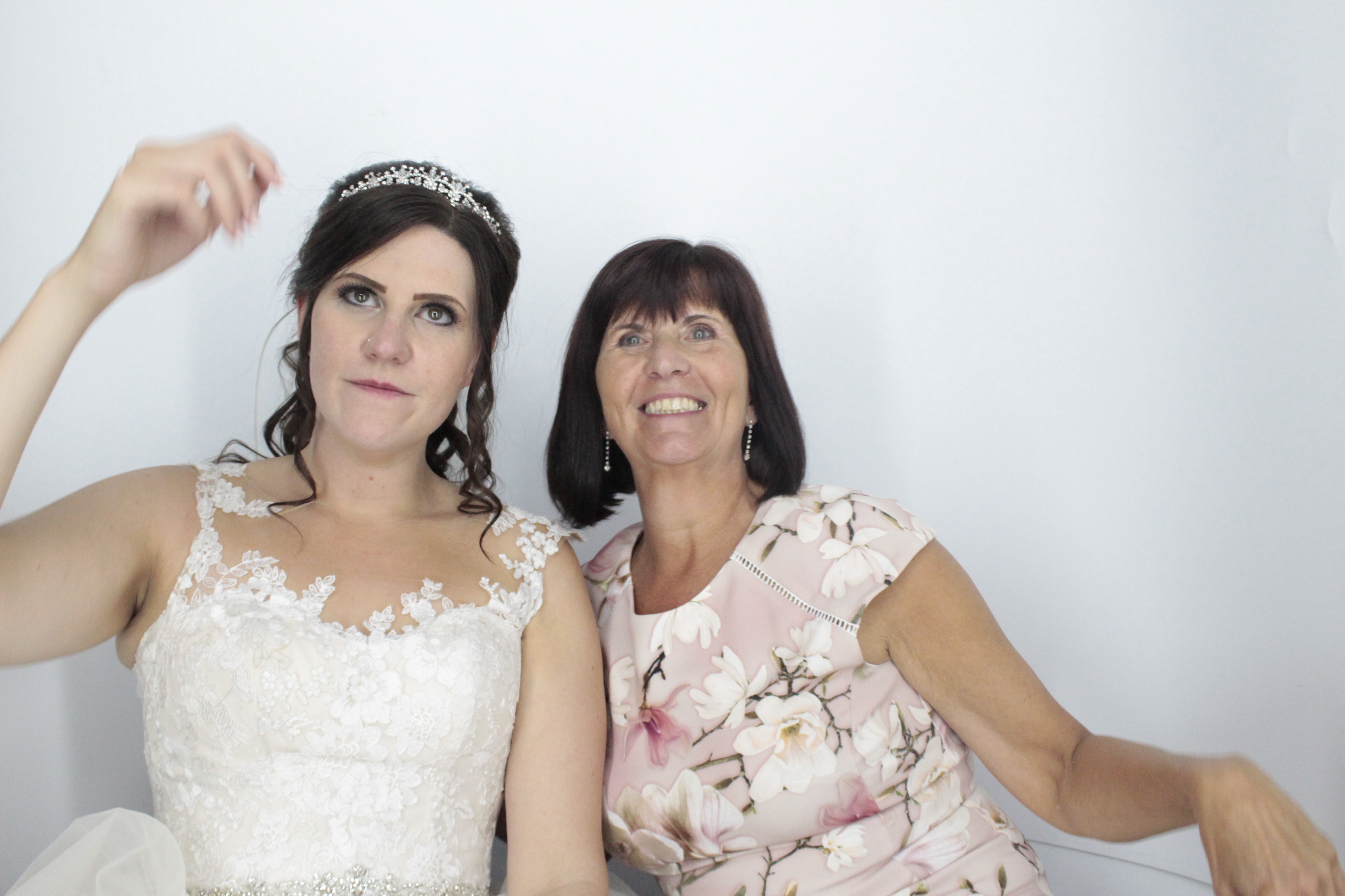 Kim & Andy's Wedding | View more photos from the event at gallery.myphotoboothexperience.co.uk/u/MyPhotoBoothExperienceLtd/Kim-Andys-Wedding